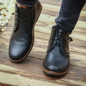 کاهش تعریق پاها با کفش چرم مردانه