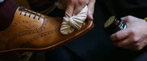 روش‌های اصولی نگهداری از کفش چرم در فصول مختلف