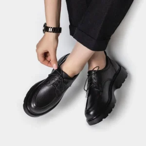 چگونه سایز مناسب کفش چرم زنانه را پیدا کنیم؟