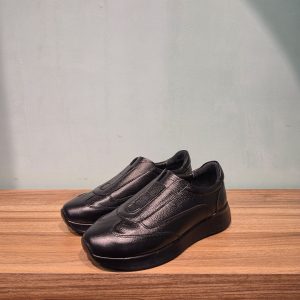 کفش کتونی چرم زنانه مدل F17