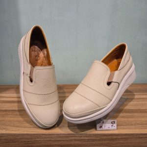 کفش کتونی چرم زنانه مدل F30