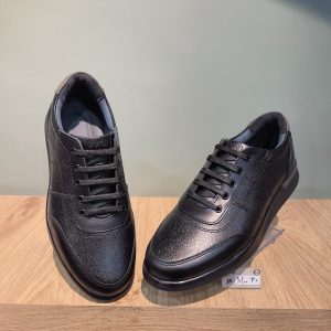 کفش کتونی چرم مردانه آرنی مدل M30