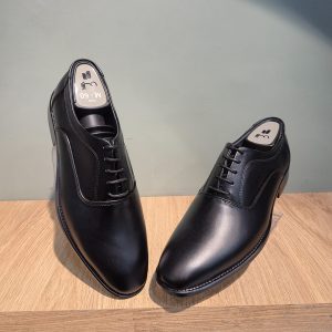 کفش چرم مجلسی مردانه آرنی مدل M60
