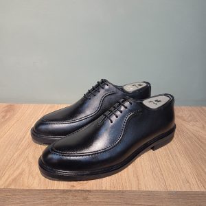 کفش چرم مجلسی مردانه آرنی مدل M9