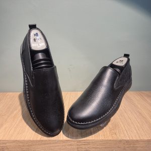 کفش کتونی چرم مردانه آرنی مدل M109