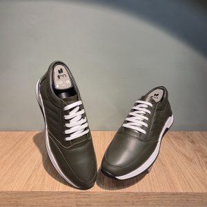 کفش کتونی چرم مردانه آرنی مدل M101