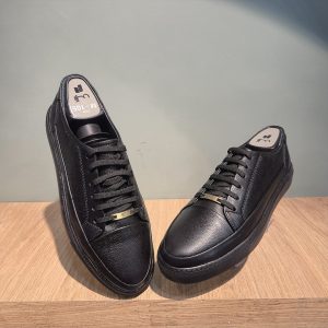 کفش ونس چرم مردانه آرنی مدل M105