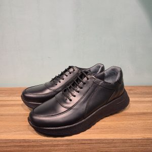 کفش کتونی چرم مردانه آرنی مدل M118
