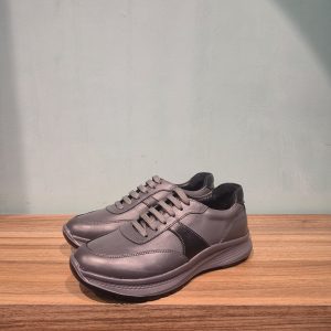 کفش کتونی چرم زنانه مدل F107