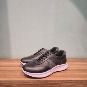 کفش کتونی چرم زنانه مدل F115