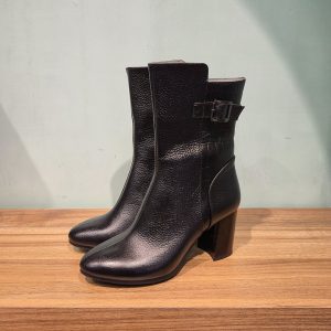بوت بلند چرم زنانه مدل F122