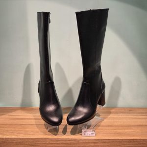 بوت بلند چرم زنانه مدل F124